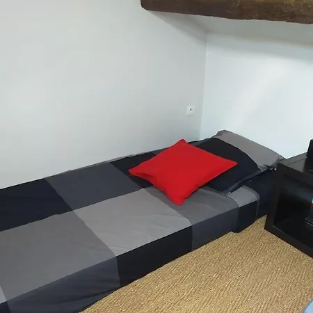 Maisonette Avec Jardinet Sur Le Bas Du Faron * Тулон